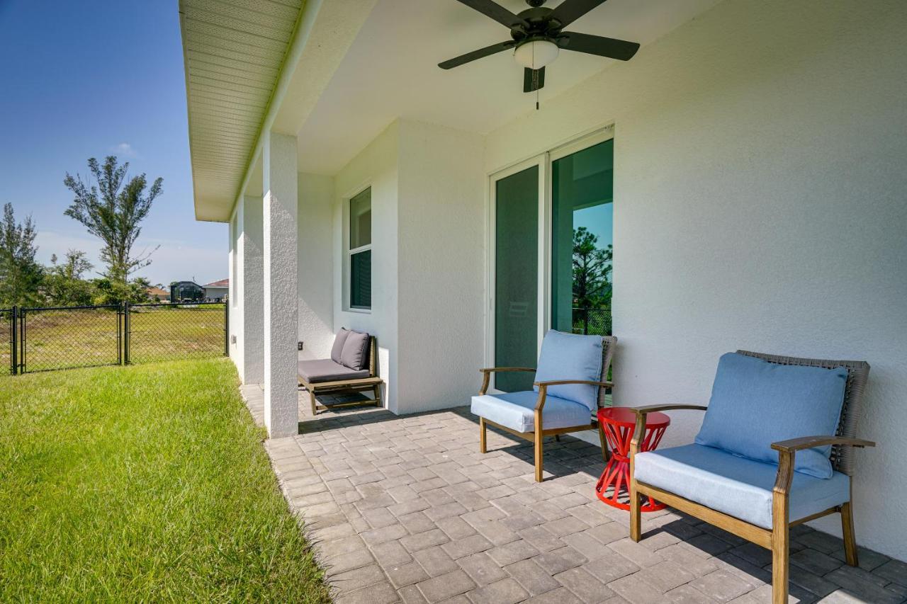 Canal-Front Cape Coral Vacation Rental With Patio! Exterior photo